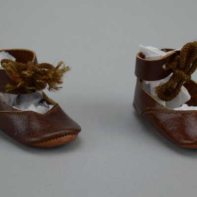 Shoe