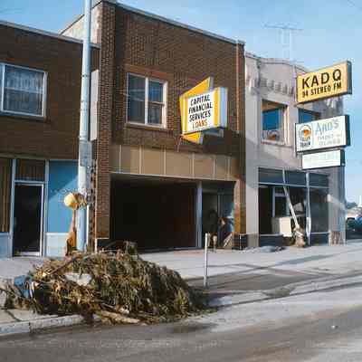 Ard's Glass & KADQ