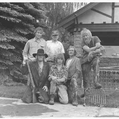 Flood Crew for Terrell and Margaret Arnold