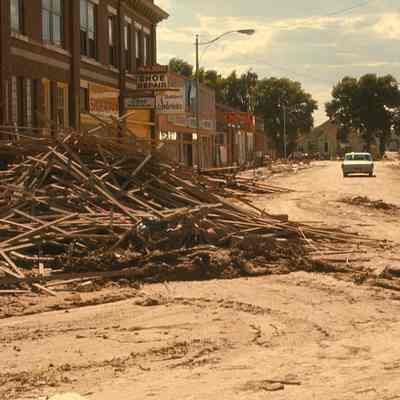 Carlson Ave