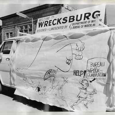 Wrecksburg Van
