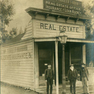 1890 Proctor Trailer Real Estate Office