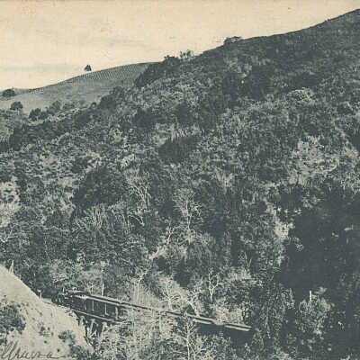 Los Gatos Canyon (Cats' Canyon)