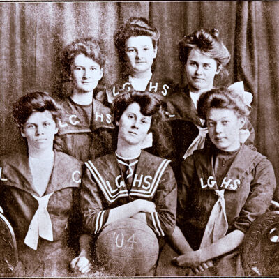1904 Los Gatos High School basketball team