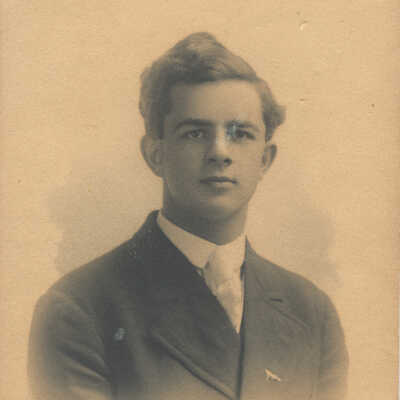 Simon, Cecil