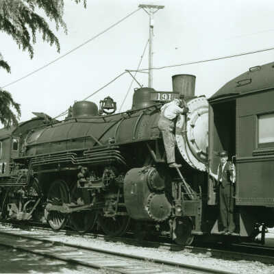 Engine 2477 at Los Gatos