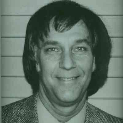 1981-1982 Peter W. Siemans