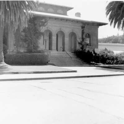 Carnegie Library on University Avenue