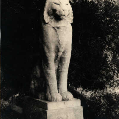 1922