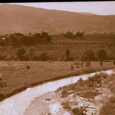 Los Gatos Creek view towards south