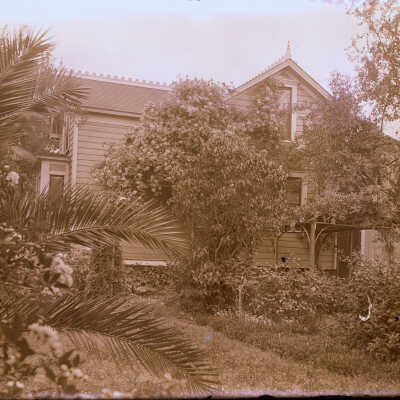 House - Unidentified