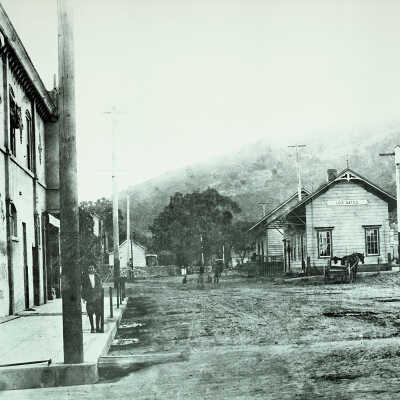 1905 Boy on Railroad Avenue (Montebello Way) Near Depot