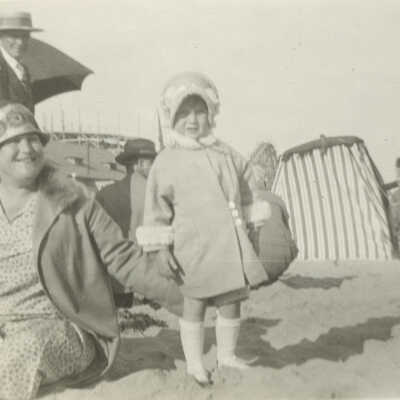Susie and Elayne at the beach