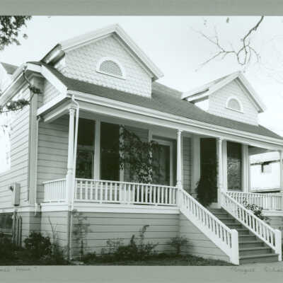 University Ave. 21