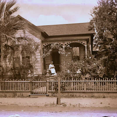 House - Unidentified