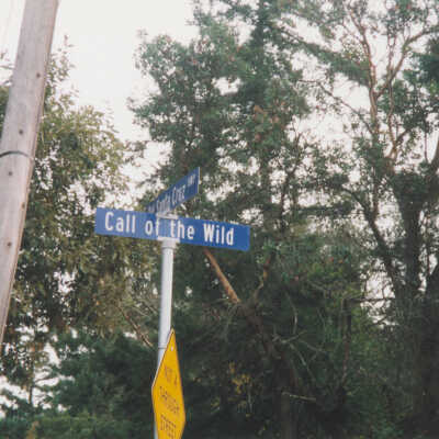 Route of the SPC and SP Railroads: "Call of the Wild" road sign