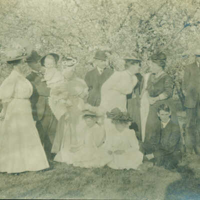 Glen Una gathering