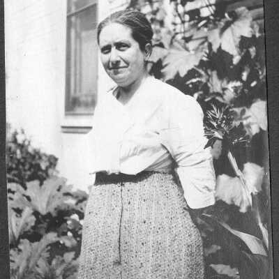 Hannah "Anna" Worden Gonzales