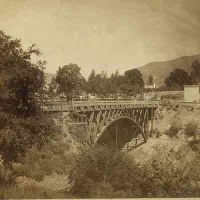 Bridge, Main Street