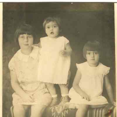Phyllis, Joyce and Mary Macabee