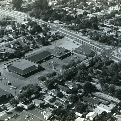 Los Gatos Village Shopping Center