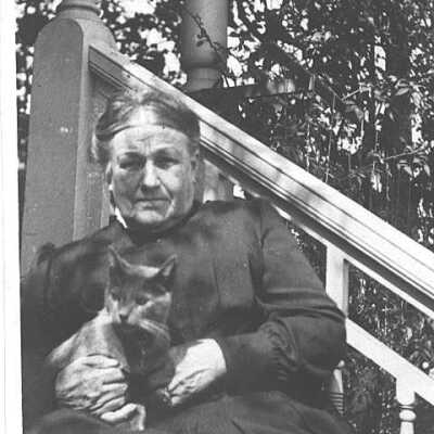 Chapman, Grandma