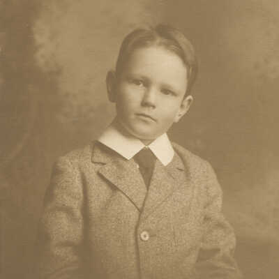 Farwell, Lyndon J.