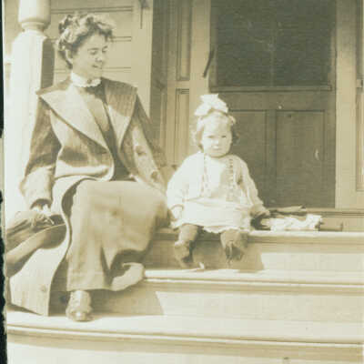 Susan Stocker Simon with daughter