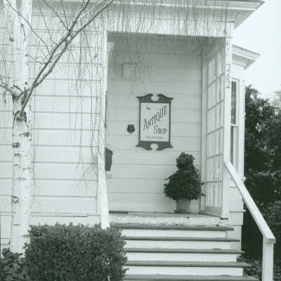 Main St. East 262