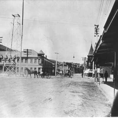 1900 Main Street and Santa Cruz Avenue
