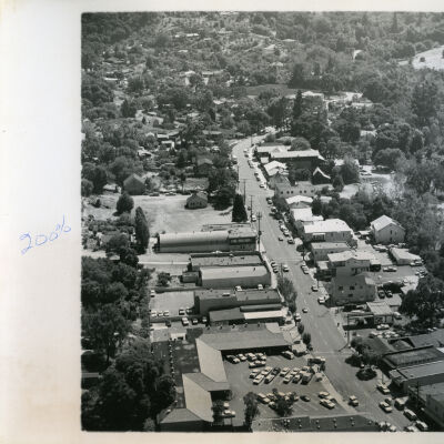 Saratoga, Big Basin Way