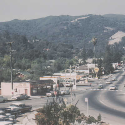 East Main Street View toward Town Hall