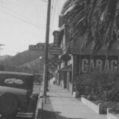 So. Santa Cruz Ave.