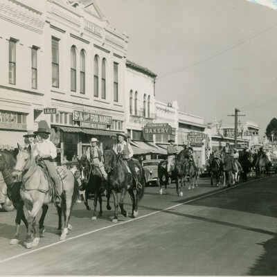 1946 - 1947 Gymkhana Parade