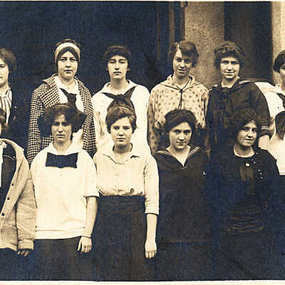 1915 Los Gatos High School Senior Class
