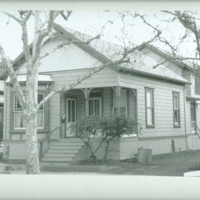 University Ave. 118