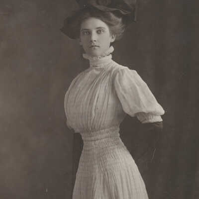 Belknap, Ruth
