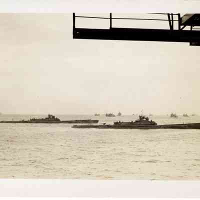 Japanese Subs to be Scuttled