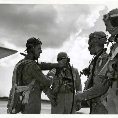 Pilots Talking Tactics