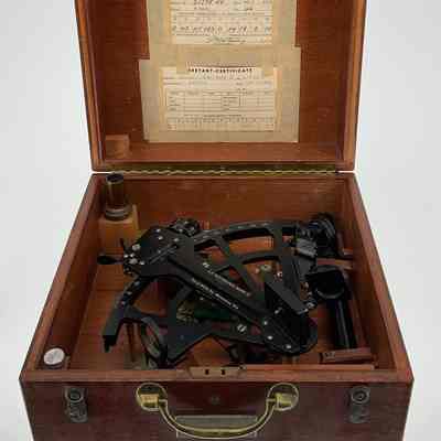 Mark II US Navy Sextant Case