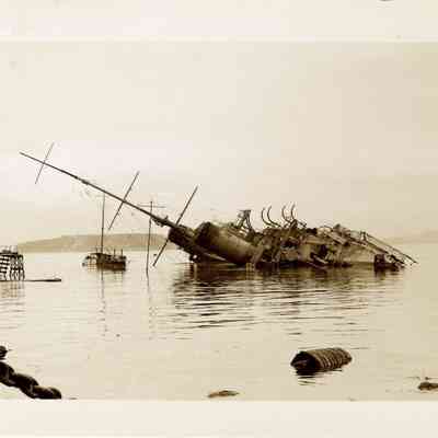 Sunken Japanese Destroyer