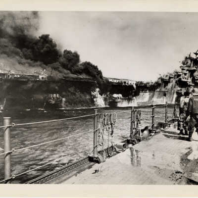 The USS Sante Fe (CL-60) Moves Alongside the USS Franklin (CV-13)