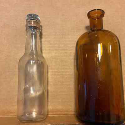 Apothecary/Pharmaceutical Bottles