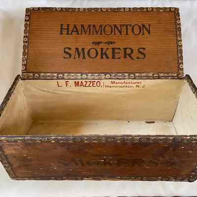 Smoker's Cigar Box