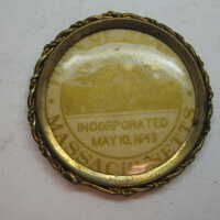 Momento, Pin