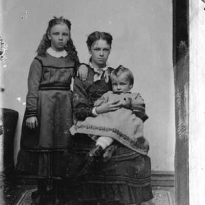 Negative, glass plate