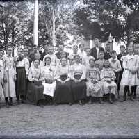 Negative, glass plate