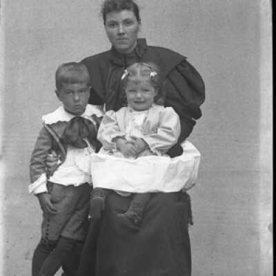 Negative, glass plate