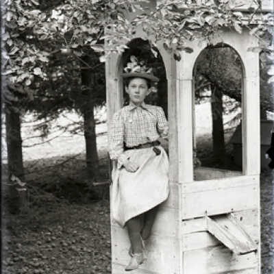 Negative, glass plate