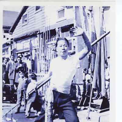 Young Bill Pon